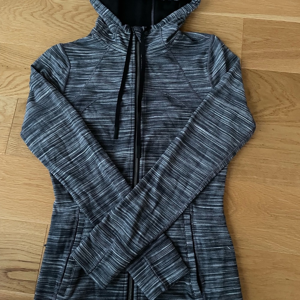 Lululemon define jacket hooded nulu jacket